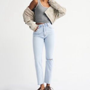 Abercrombie Distressed Curve Love Ankle Straight Ultra High Rise Jeans Sz 31